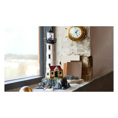 LEGO Ideas Motorised Lighthouse