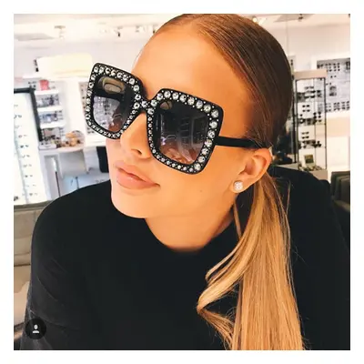 Vintage Woman Sunglasses Luxury Diamond Crystal Square Sunglasses For Women Big Frame Sqaure Gla