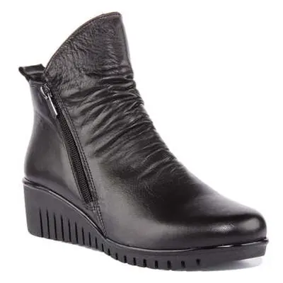 Justinreess England Isabelle women's Boots in Black