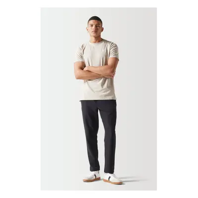 Core Muscle Fit T-Shirt - Cool Sand