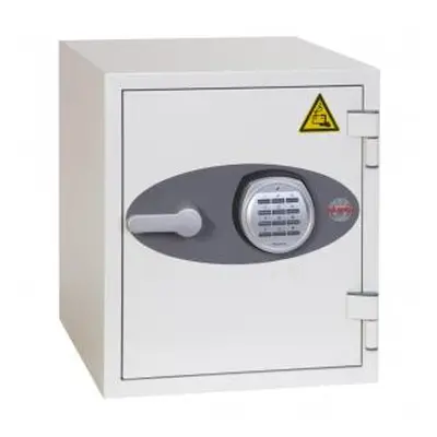 Phoenix Battery Titan Size 2 Lithium Ion Battery Storage and Charging